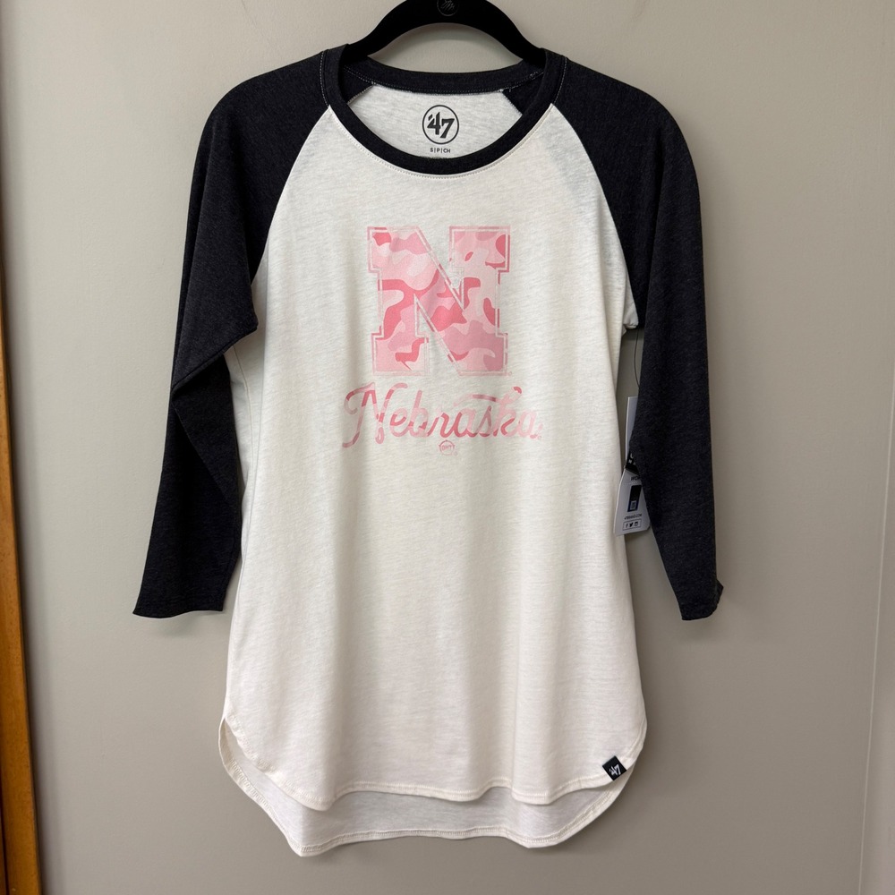 NWT '47 Brand Womens Nebraska Cornhuskers Raglan Tee Cotton Size Small Pink Camo